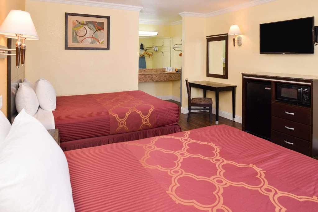 Americas Best Value Inn-Rialto Room photo