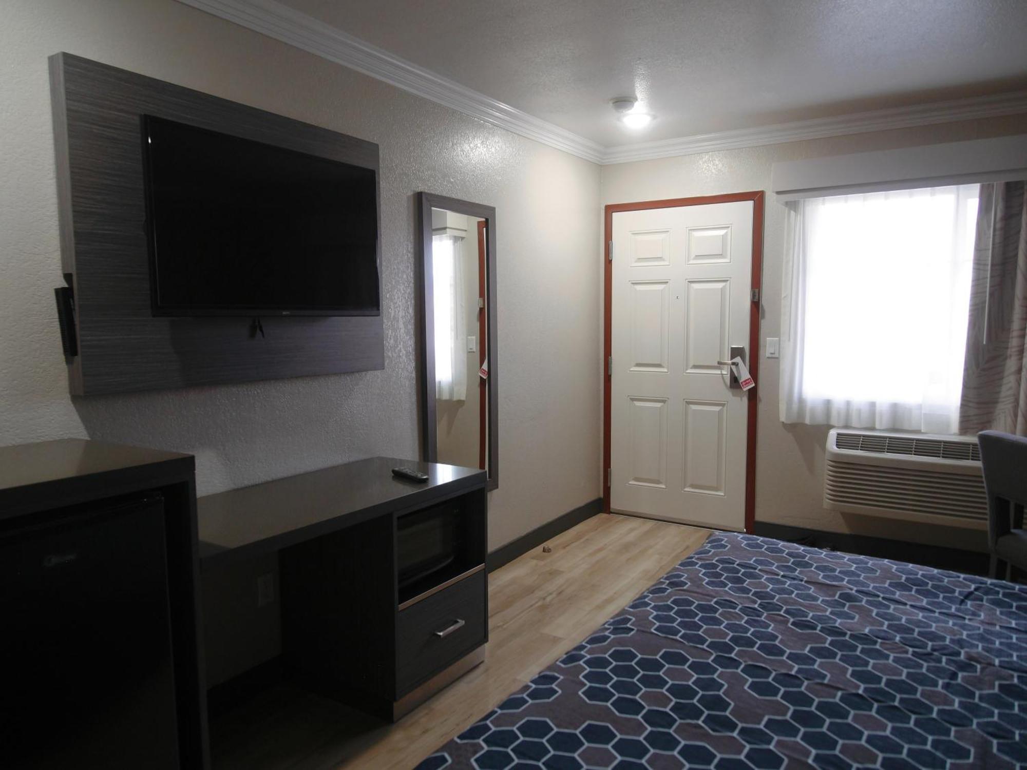 Americas Best Value Inn-Rialto Exterior photo