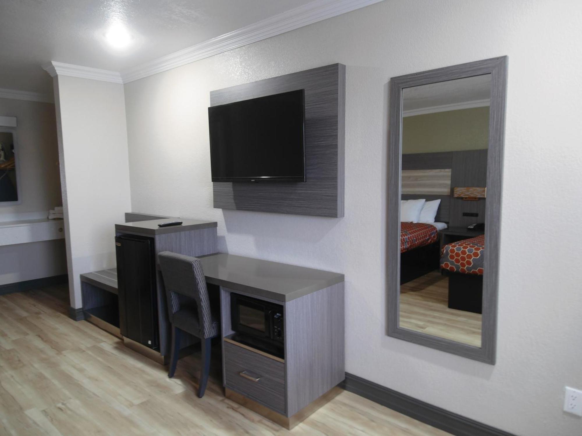 Americas Best Value Inn-Rialto Exterior photo